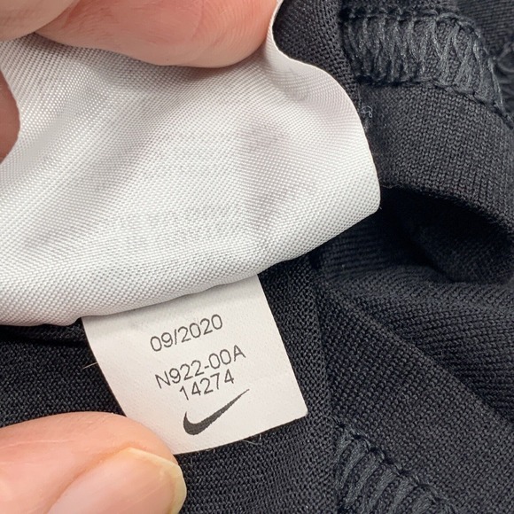 Nike Property Of Cincinnati Bengals Dri-Fit Tee T-Shirt Medium NFL - Picture 9 of 9